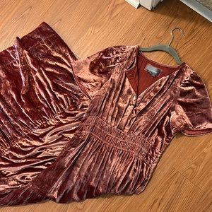 Anthropologie Sommerset Maxi Dress, Velvet Edition, size small, mint condition